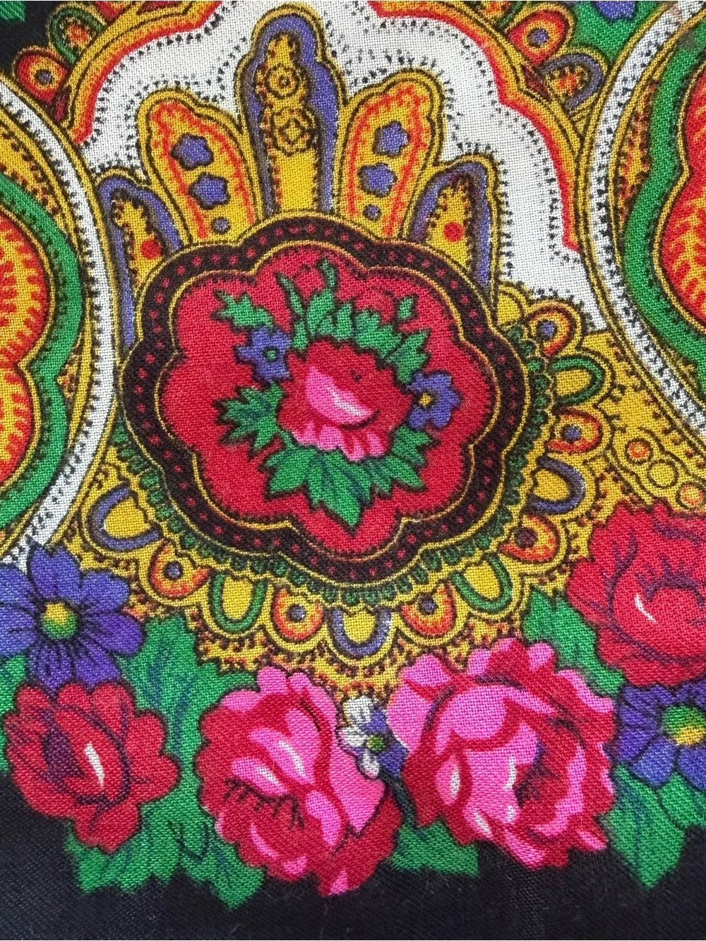 Vintage Russian Wool Floral Square Shawl Black Folk Scarf Wrap 50”x50”
